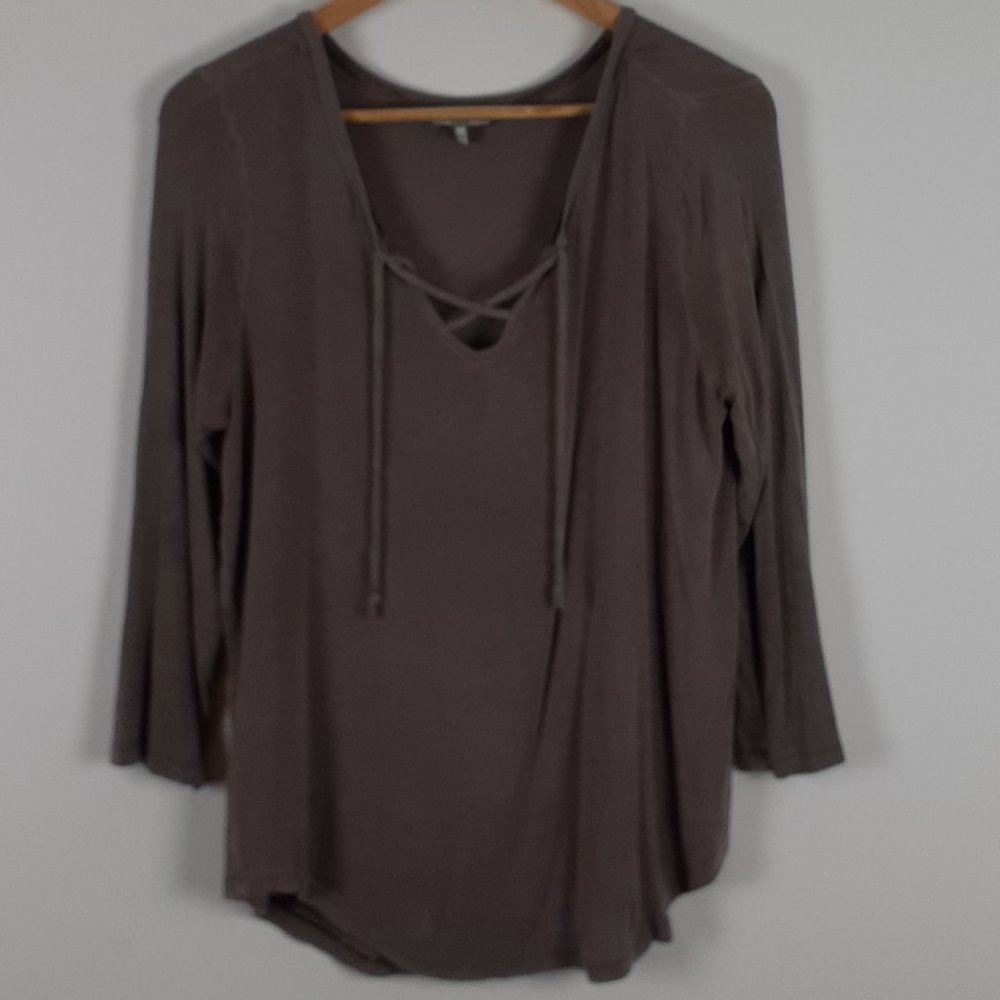 EXCLUSIVE BKE Washed Top